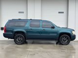Used 2007 Chevrolet Suburban LT w/ LT Preferred Equipment Group image 6