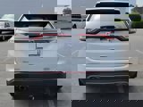 Used 2018 Ford Edge SEL image 4