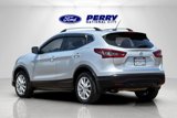 Used 2022 Nissan Rogue Sport S image 6