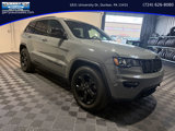 Used 2019 Jeep Grand Cherokee Laredo image 3