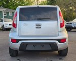 Used 2013 Kia Soul + image 5