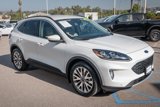 Used 2022 Ford Escape Titanium image 3