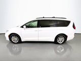 Used 2022 Chrysler Pacifica Touring-L image 4