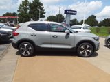 New 2025 Volvo XC40 B5 Core w/ Protection Package Premier image 2