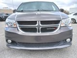 Used 2016 Dodge Grand Caravan SXT image 2