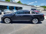 Used 2017 Volkswagen Passat 1.8T SEL Premium image 5