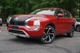 Used 2023 Mitsubishi Outlander SE image 2