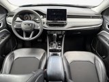Used 2022 Jeep Compass Latitude image 4