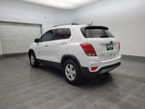 Used 2020 Chevrolet Trax LT w/ Sun & Sound Package image 5