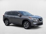 Used 2021 Nissan Rogue SV image 3