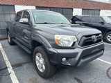 Used 2015 Toyota Tacoma 4x4 Double Cab image 2