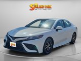 Used 2021 Toyota Camry SE image 2