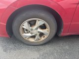 Used 2022 Hyundai Elantra SE image 2