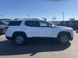 Used 2023 GMC Acadia SLT image 2