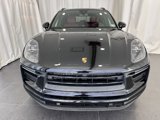 Certified 2022 Porsche Macan image 6
