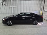 Used 2024 Nissan Altima 2.5 SV image 4
