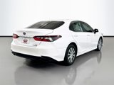 Used 2022 Toyota Camry LE image 4