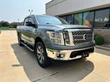 Used 2017 Nissan Titan SV image 5