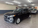 Used 2017 Kia Sorento LX w/ LX Convenience Package image 2
