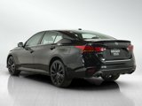 Used 2022 Nissan Altima 2.5 SR w/ Midnight Edition Package image 3