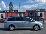 Used 2017 Toyota Sienna XLE Premium image 4