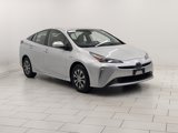 Used 2019 Toyota Prius LE image 2