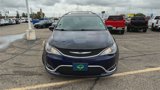 Used 2017 Chrysler Pacifica Touring-L image 3