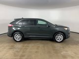 Used 2023 Ford Edge SEL image 4