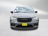 New 2025 Chrysler Pacifica Limited w/ Trailer Tow Group image 2