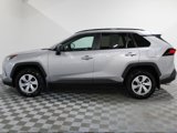 Used 2021 Toyota RAV4 LE image 3