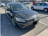 Used 2018 Volkswagen Passat 2.0T R-Line w/ R-Line Lighting Package image 4