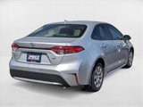 Used 2022 Toyota Corolla LE image 5