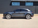 Certified 2024 Porsche Macan image 2