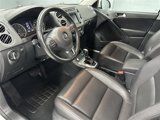Used 2017 Volkswagen Tiguan S image 2