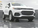 Used 2022 Chevrolet Trax LS w/ Tint and Cruise Package image 3