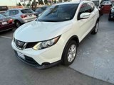 Used 2018 Nissan Rogue Sport SV image 2