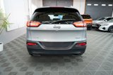 Used 2016 Jeep Cherokee Latitude image 3