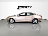 Used 2018 Chevrolet Malibu LT image 4