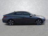 Used 2022 Hyundai Elantra SEL w/ Convenience + Premium Package image 2