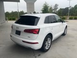 Used 2020 Audi Q5 2.0T Premium w/ Convenience Package image 4