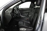 Certified 2025 Porsche Macan image 5