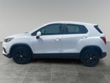 Used 2021 Chevrolet Trax LS image 2