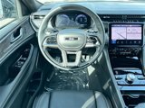 Used 2024 Jeep Grand Cherokee L Overland w/ Advanced Protech Group III image 5