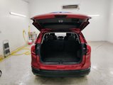 Used 2022 GMC Terrain SLE w/ Driver Convenience Package image 5
