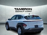 Used 2024 Hyundai Kona SE image 3