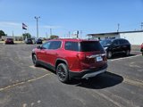 Used 2019 GMC Acadia SLT w/ LPO, Floor Liner Package image 3