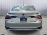 New 2025 Lexus ES 300h w/ Premium Package image 4