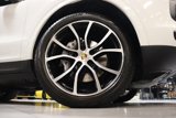 Used 2019 Porsche Cayenne image 2