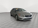 Used 2018 Volvo S60 T5 Dynamic image 2