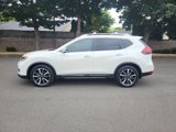 Used 2017 Nissan Rogue SL image 2